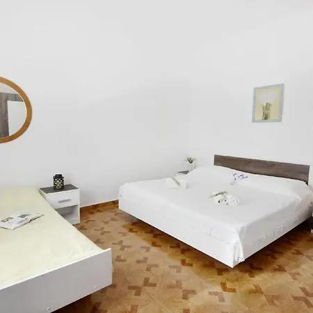 Silva Erdgeschosswohnung Mit Garten